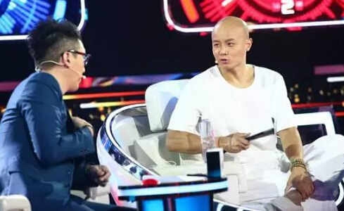 《我是演说家》乐嘉称华少虚伪 华少回应:混蛋 《我是演说家》乐嘉称华少虚伪 华少回应:混蛋